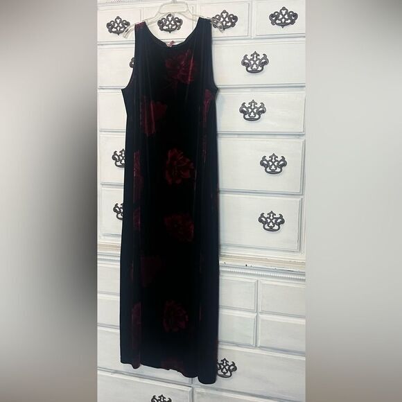 Vintage Velvet Floral Dress‎ - Picture 7 of 16